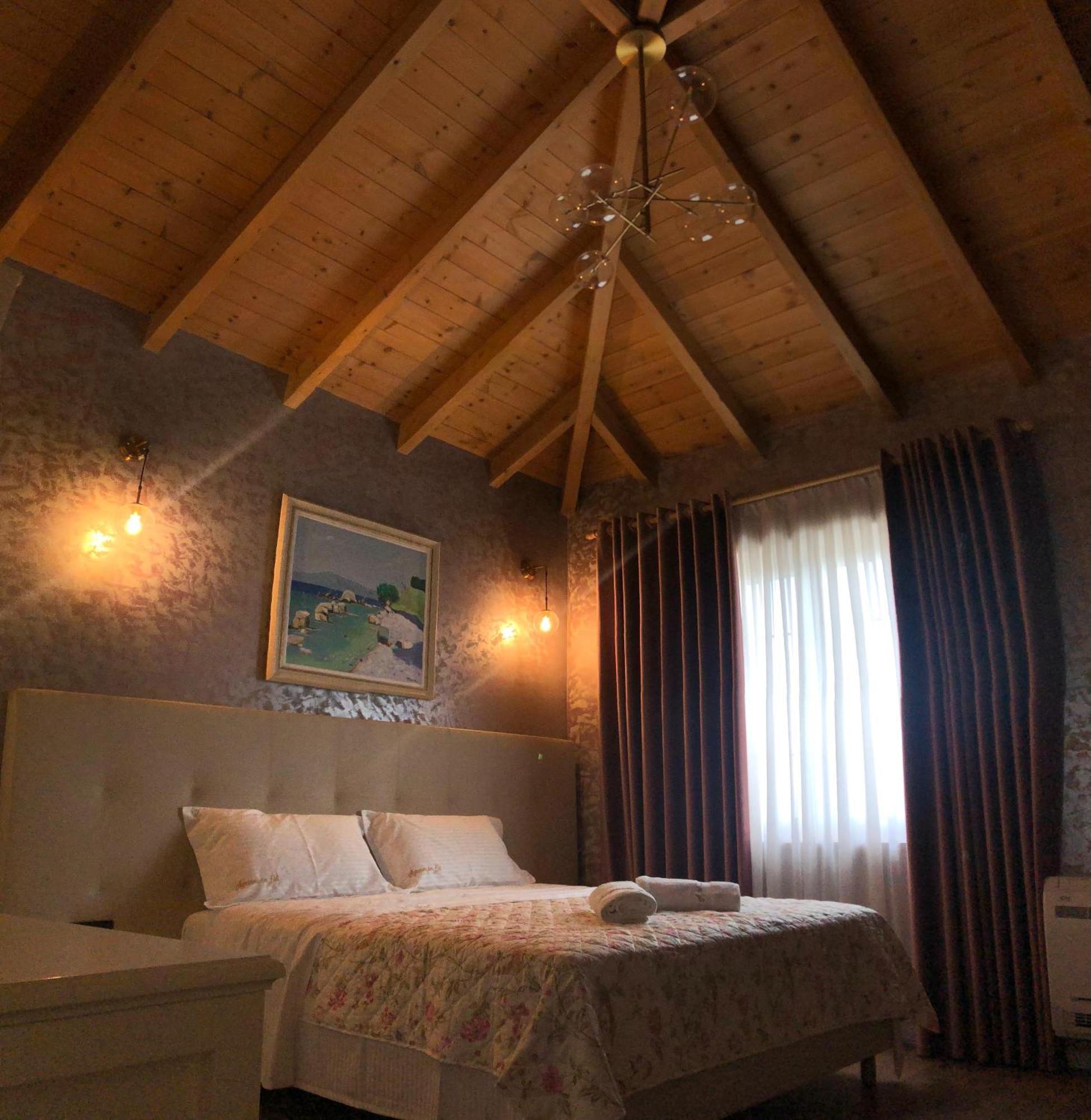 Agroturizem Eldi Hotel Fier Kültér fotó